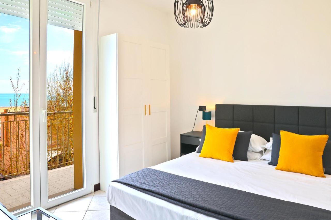 Appartamenti Leone - Vista Mare - Pet Friendly Римини Экстерьер фото
